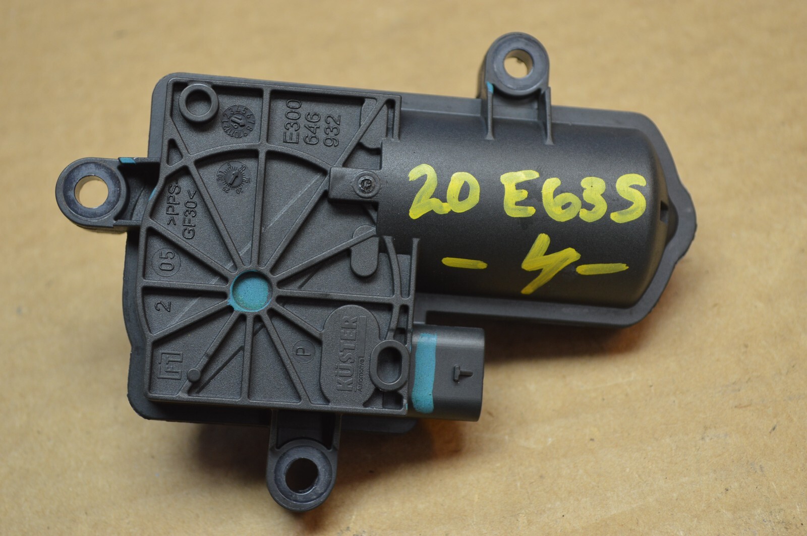 2020 W213 MERCEDES BENZ E63 AMG EXHAUST VALVE ACTUATOR MOTOR  