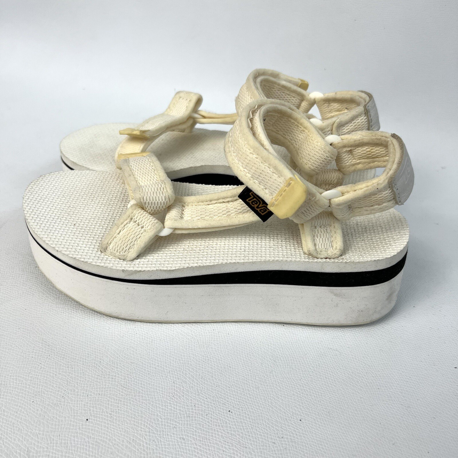 Teva Flatform Universal Mesh Platform Sandals Wom… - image 2