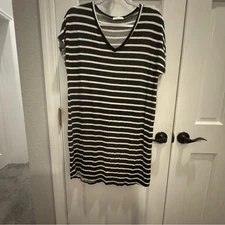 Antistar Black & White Striped V-Neck T-Shirt Dress (L)