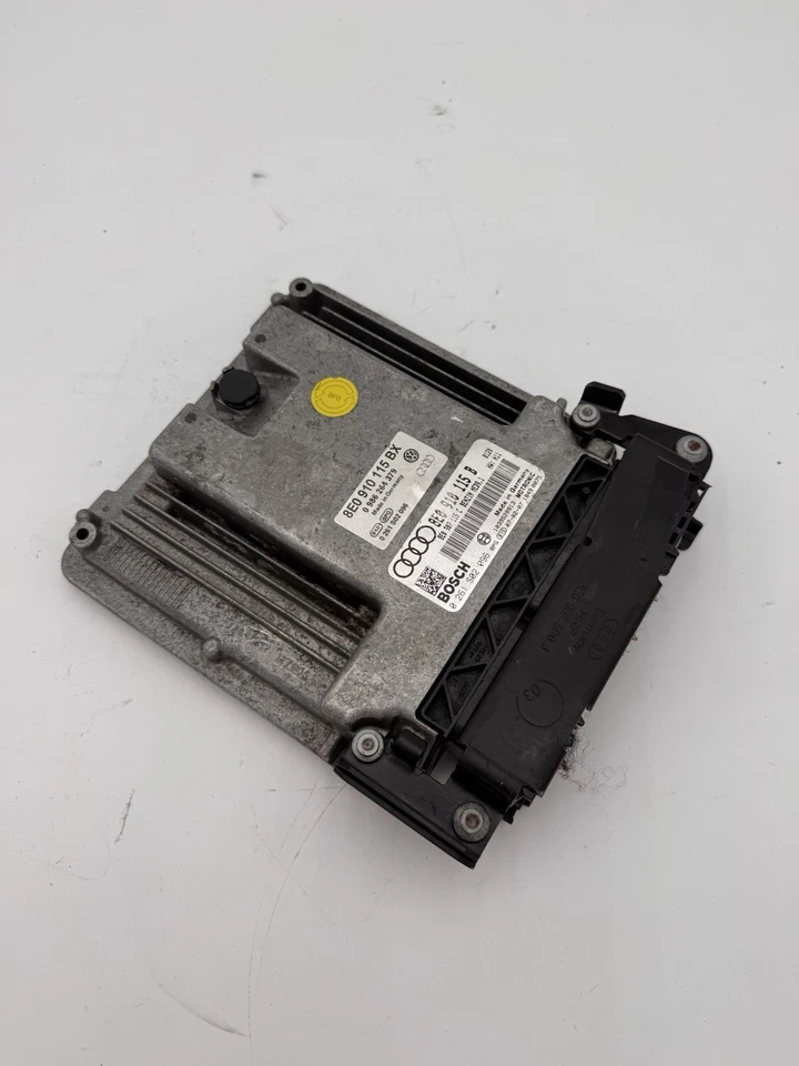 Audi A4 Quattro 2005 - ECM ECU - # 8E0 910 115 B Foto 3 de 4