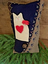 Primitive Tan Cat  Christmas  Shelf Sitter Bowl Filler  Crazy Quilt with Heart