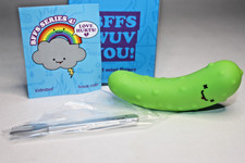 KIDROBOT BFFS DILLON & EDDIE JR PICKLE TRAVIS CAIN 2017 DESIGNER ART TOY