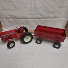 ERTL International Harvester toy tractor-1:16 scale-1960's vintage-pressed steel