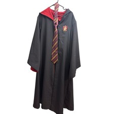 Universal Studios Wizarding World Harry Potter Gryffindor house robe w/ tie M