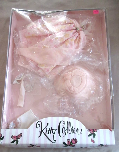 Tonner Kitty Collier Peaches & Cream Outfit for 18" Tonner doll 2003  KC8302