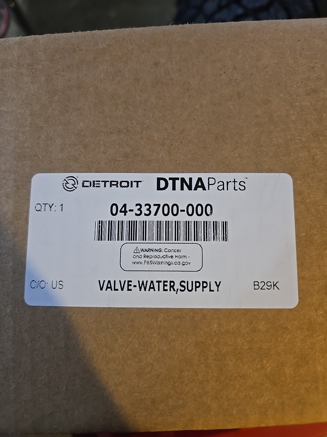Brand New In Box Detroit Def Water Valve 04-33700-00