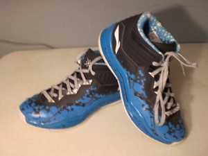 dwyane wade tennis shoes