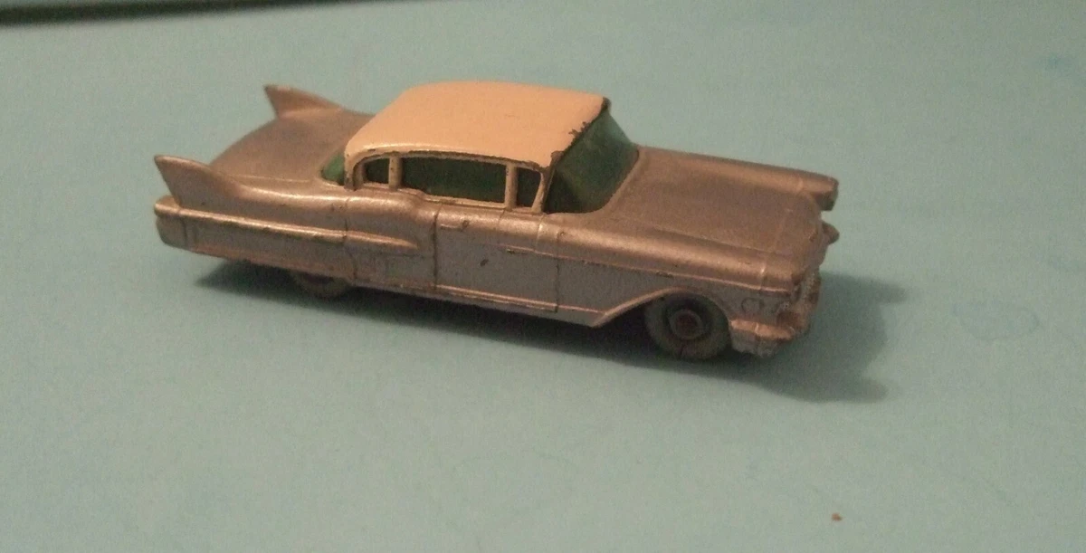 Matchbox Lesney #27 Cadillac Sixty Special red base Gray Plastic