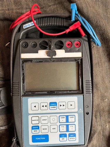 Spirent E2770 TDR handheld tester