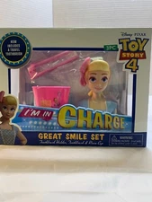 Disney Toy Story 4- Bo Peep Smile Set Toothbrush Holder, Toothbrush & Rinse Cup