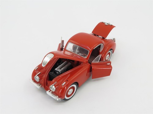 Signature 1:18 Diecast Car 1949 Jaguar XK120 Red - Picture 5 of 11