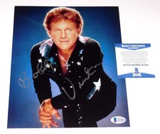 BOBBY VINTON AUTOGRAPHED 8X10 COLOR PHOTO (THE POLISH PRINCE) - BECKETT COA!