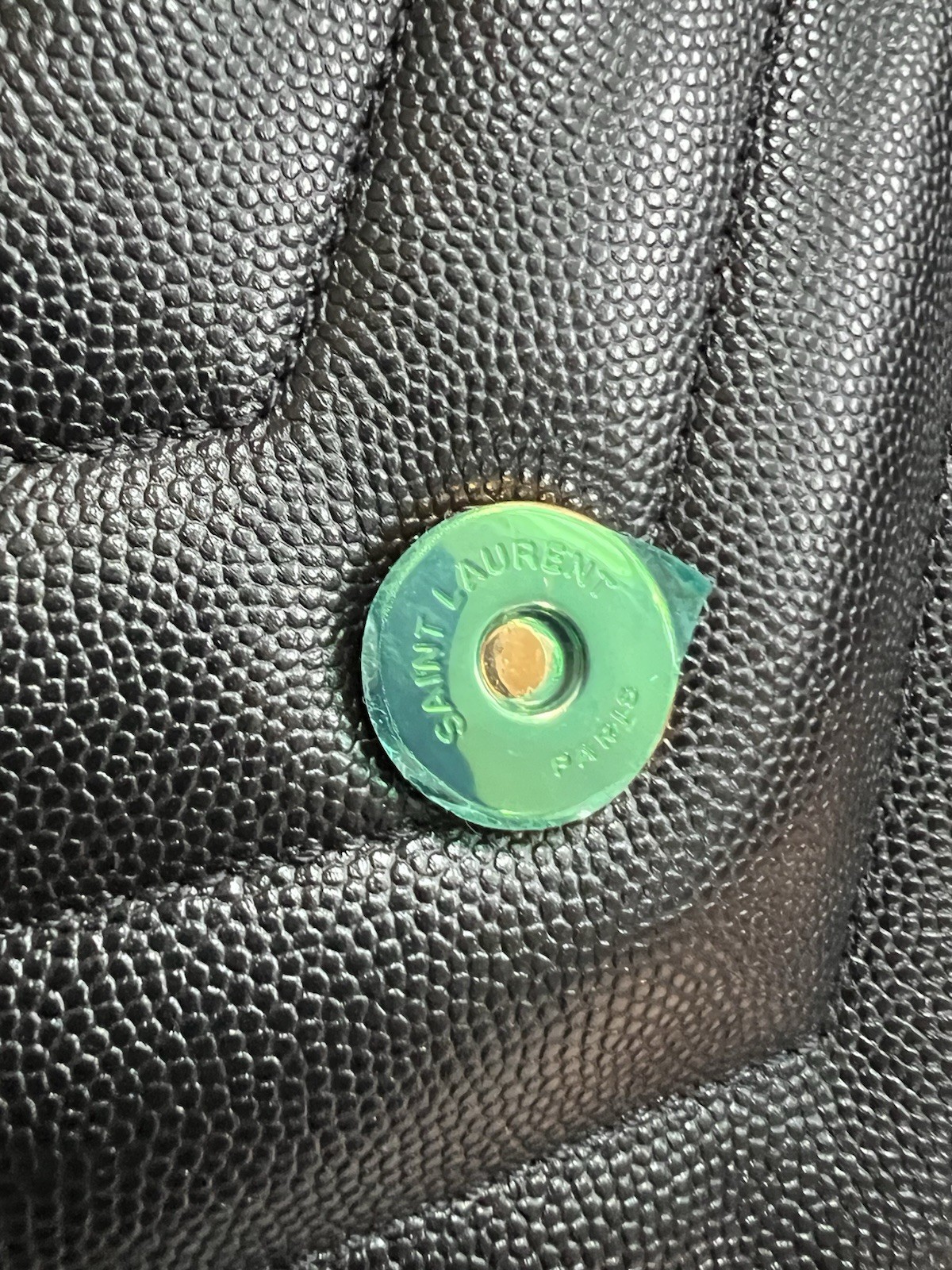 Catena vintage Saint Laurent LouLou Medium in pelle di vitello nera e ottone