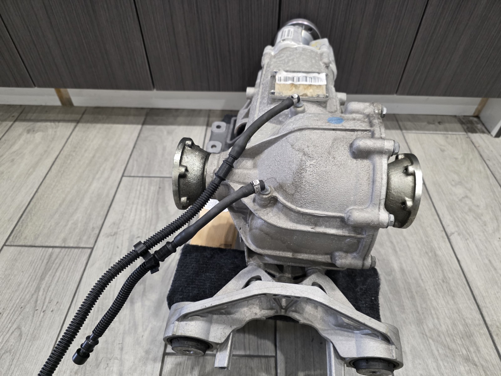 LAMBORGHINI AVENTADOR LP740 S FRONT DIFFERENTIAL OEM 02S409021M