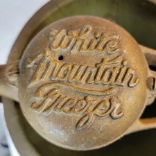 Antique White Mountain Freezer Ice Cream Maker 10" Green Gold Eagle Hand Crank