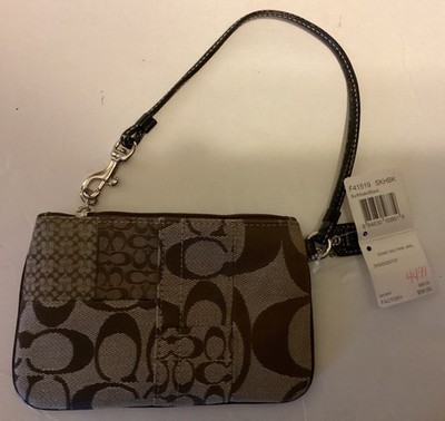 NWT Coach Soho Signature Wristlet in Khaki & Black 6.25'' x 4'' F41519 SKHBK