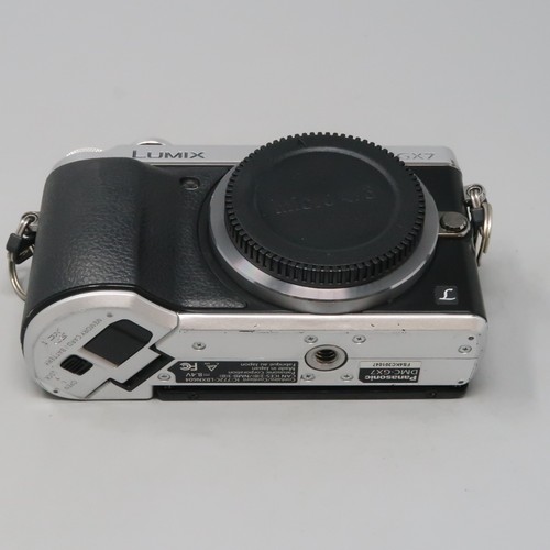 Panasonic Lumix DMC-GX7 Mirrorless MFT (Micro Four Thirds) Camera Body {16MP} - Picture 10 of 10