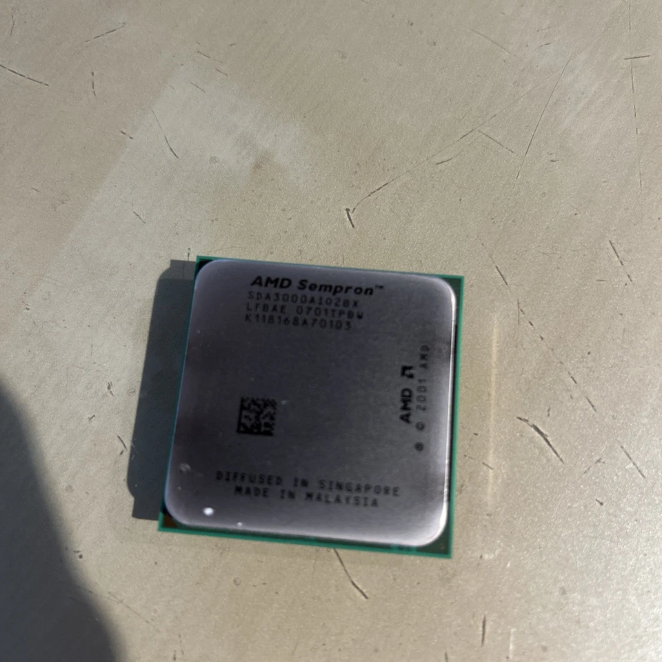 CPU AMD Sempron 3000+ SDA3000AI02BX | Socket 754 - Image 3 of 3