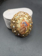 Brooch pendant Fragonard Rococo Baroque Courting Couple Victorian West Germany