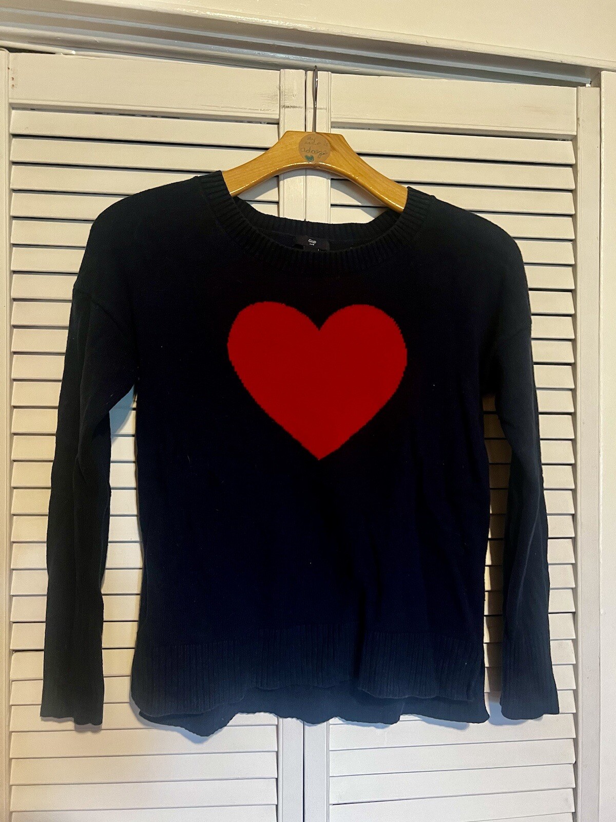 GAP Women’s Large L Sweater Shirt Top Valentines Day HEART Long Sleeve Cotton
