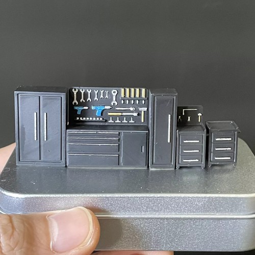 1:64 Diorama Garage Workbench Model Workshop Repair Tool Cabinet Scene Props Toy - Picture 24 of 24