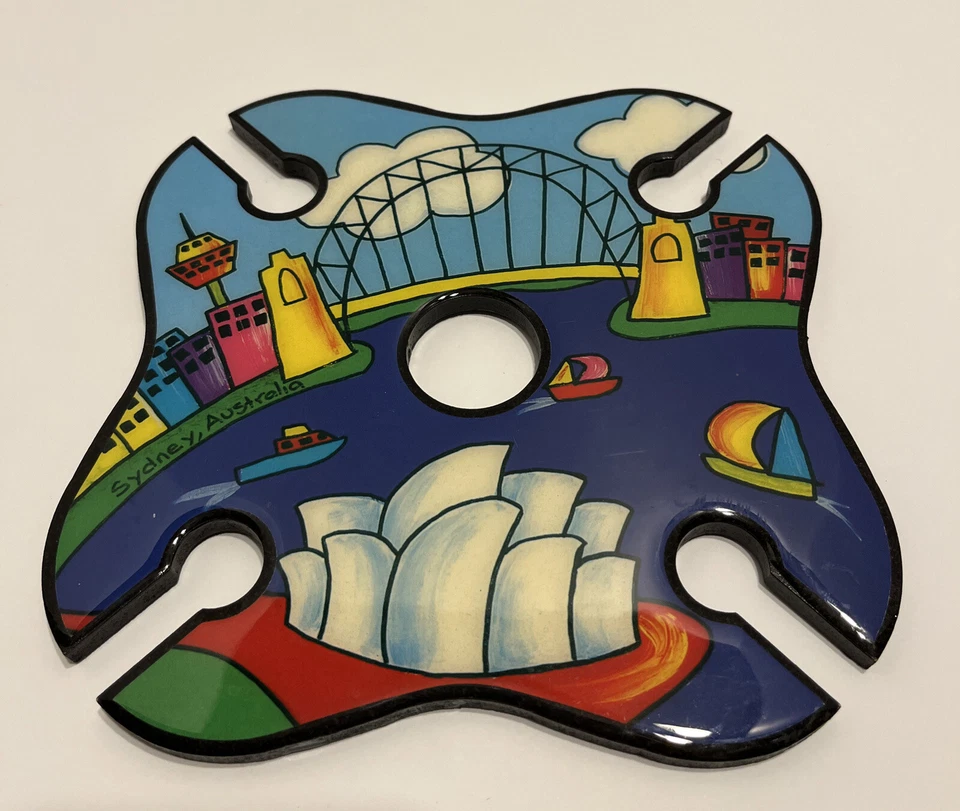 Portabotellas de copa de vino hecho a mano Sydney Australia Aussie Homecraft firmado Carlie Foto 2 de 3