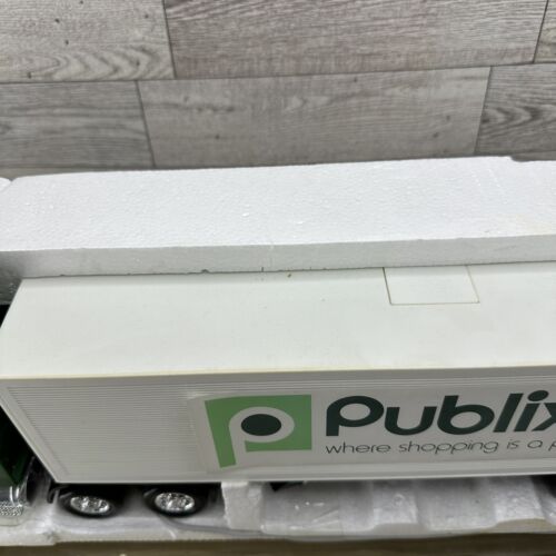 EZTEC Remote Control Semi Truck Publix 18-Wheel Hauler 18” Long Open Box Works - Picture 7 of 23