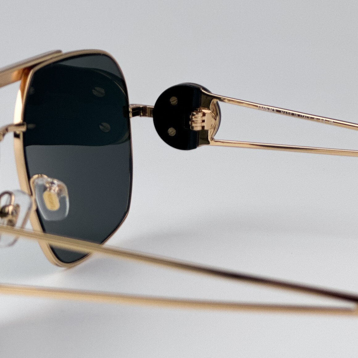 Versace Women AUTHENTIC Sunglasses Gold Dark Grey Pilot  display picture 1