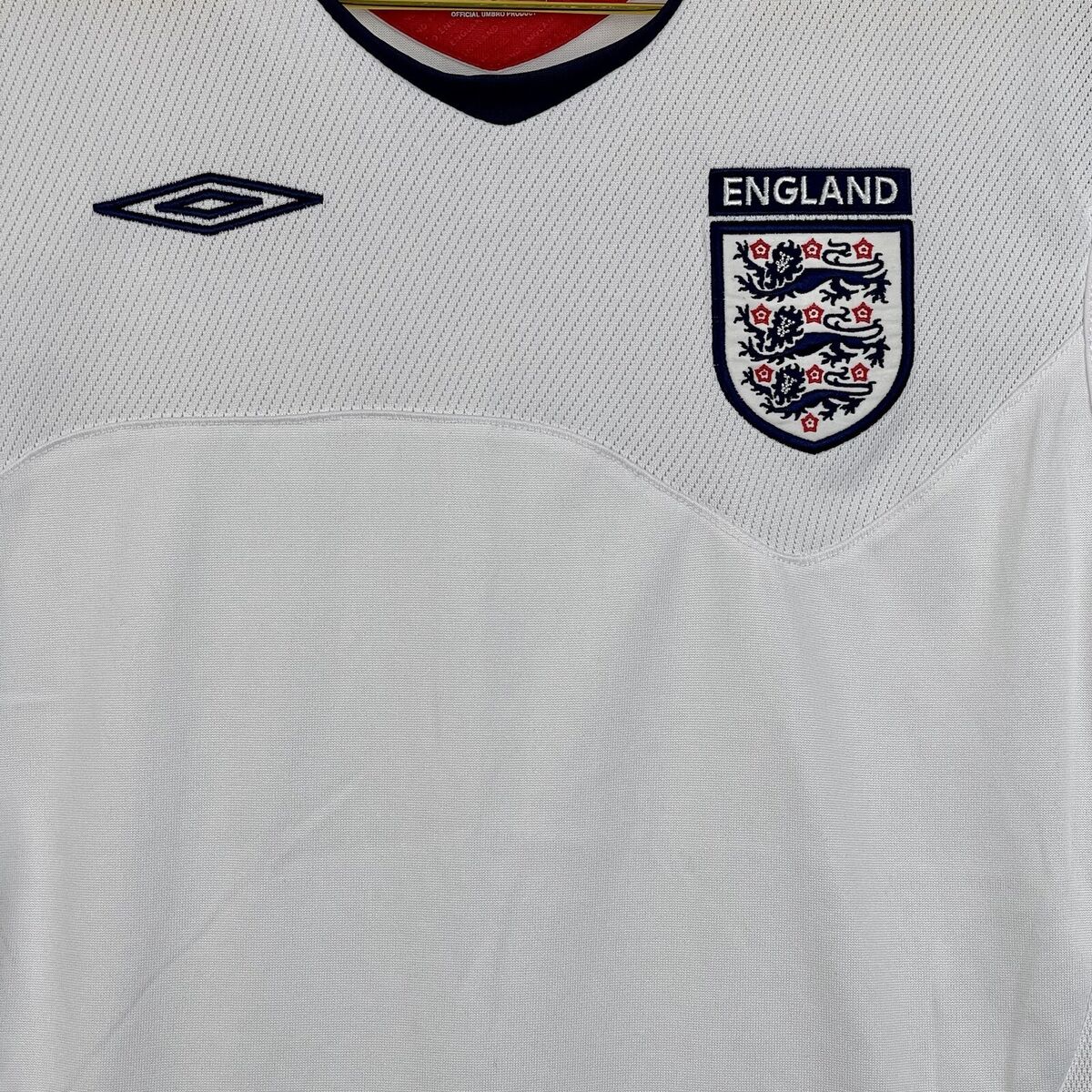 England Umbro football training vest top white YXL England Umbro football training vest top white YXL