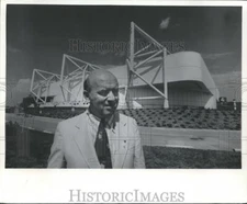 1976 Press Photo Ody J. Fish at Kemper Arena in Kansas City, Wisconsin