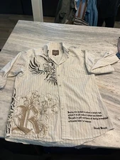 Young Men's Roar cotton button front jazzy snazzy eagle shirt size L quote