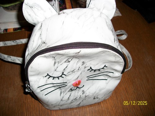 Cat or mouse small backpack - Picture 9 of 9