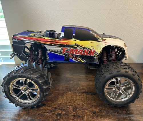 Traxxas T-MAXX 2.5 / 3.3 / E-MAXX - Triangles Haut et bas