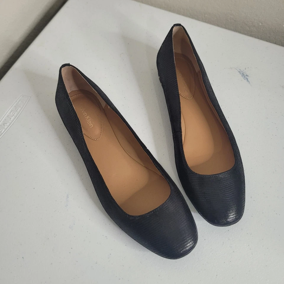 Calvin Klein Talla 9 Zapatos Planos Slip On Punta Redonda Tacón Bajo Grietas Foto 2 de 4