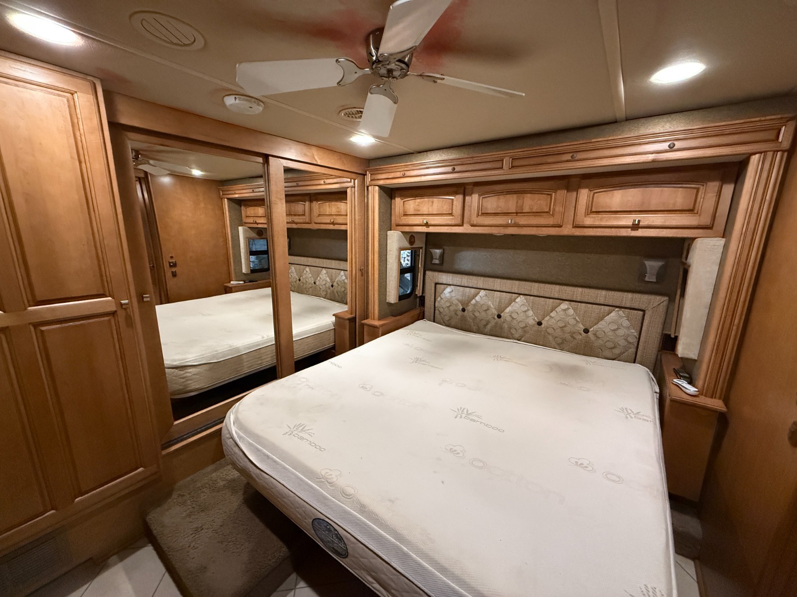 2013 Winnebago Journey 40U