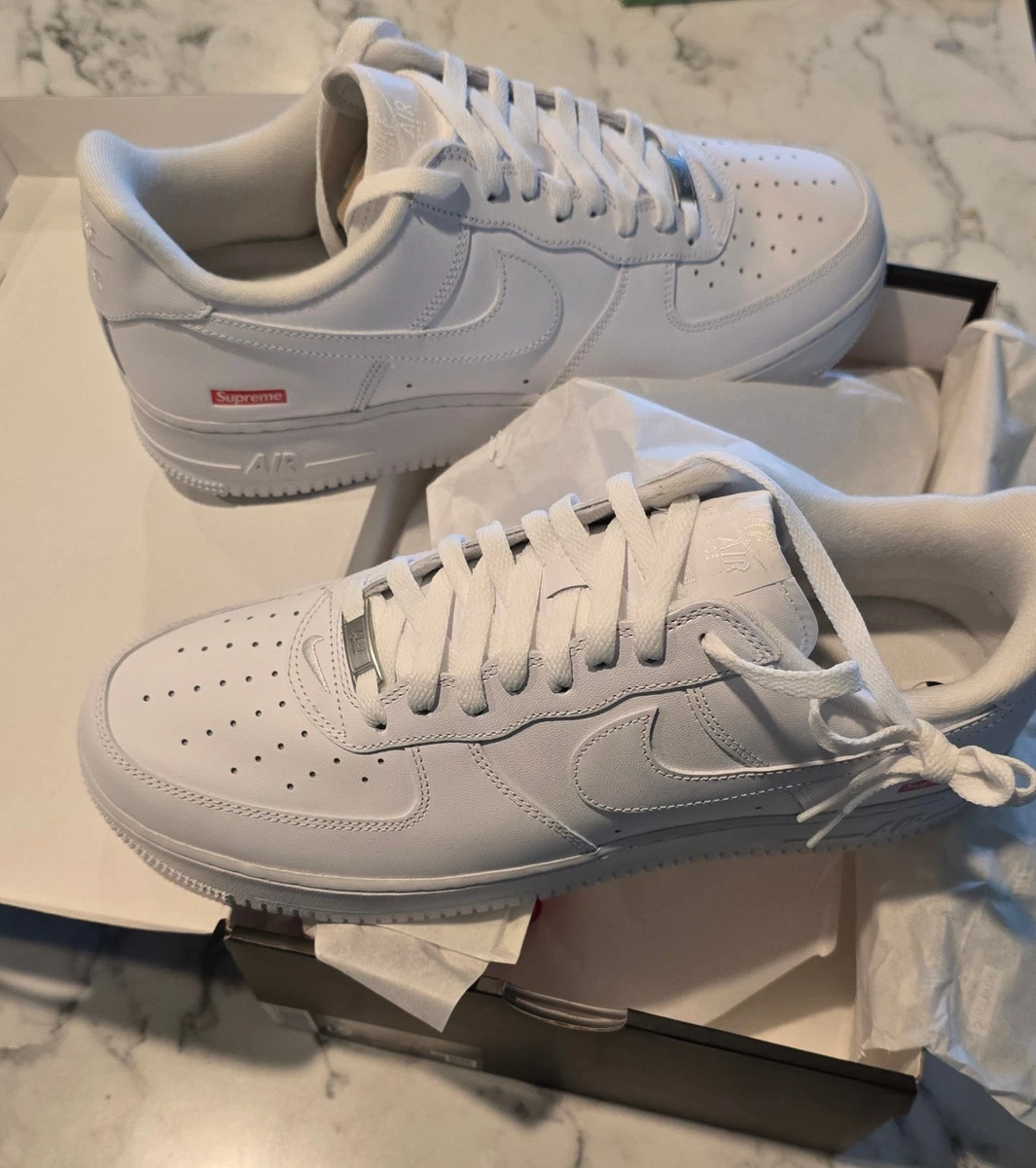 Preços baixos em Nike Air Force 1 Supreme White | eBay