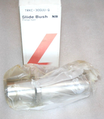 NB TRKC-30GUU-Q Triple-Wide Intermediate Position Square Flange Slide Bush * NEW