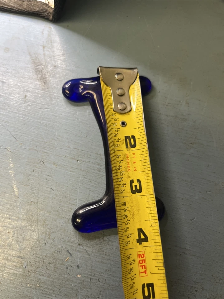 Titan Art Glass Blue Glass Letter Handcrafted "I”. AD - Image 3 of 4