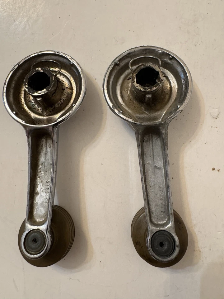 OEM GM 1967 Pontiac GTO Lemans Tempest Set Of 2 Window Crank Handles Dark Saddle - Изображение 3 из 4