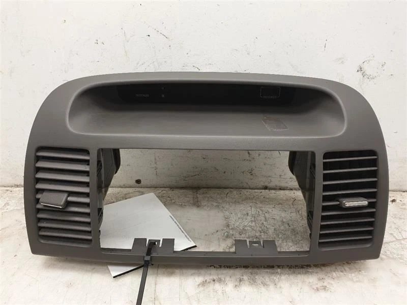 Toyota Camry XLE 2005 tablero radio bisel montaje Foto 2 de 4