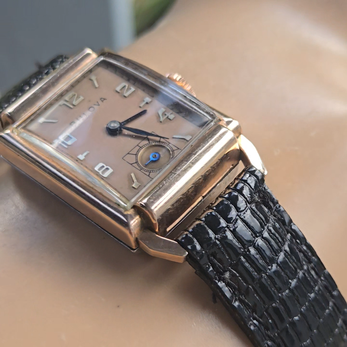Vintage BULOVA President 