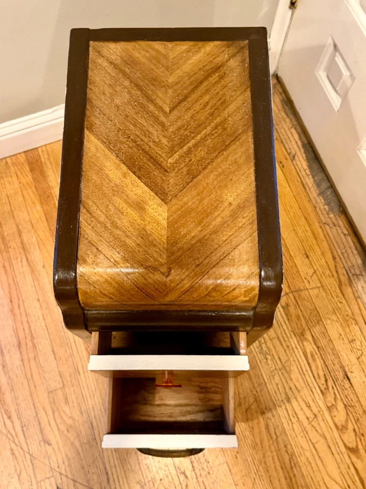 Mesa auxiliar de mesita de noche vintage Art Deco cascada difícil de encontrar Foto 4 de 4