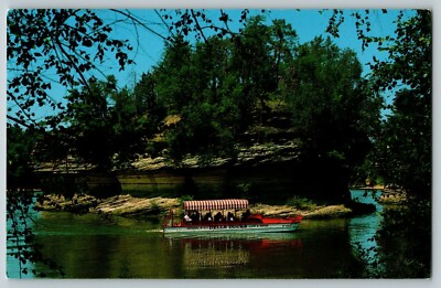 Postcard Dells Duck Tours Lone Rock Lower Wisconsin Dells Wisconsin