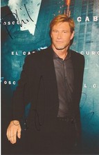 Aaron Eckhart Autographed Original 8.5x11 matte photo with Full Signing Details