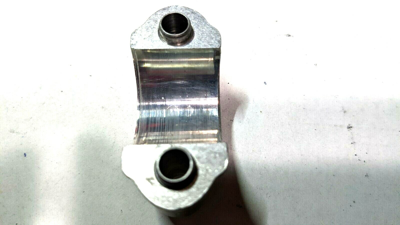 FERRARI 348 PARTS  ENGINE RIGHT HEAD CAMSHAFT CAP # 9