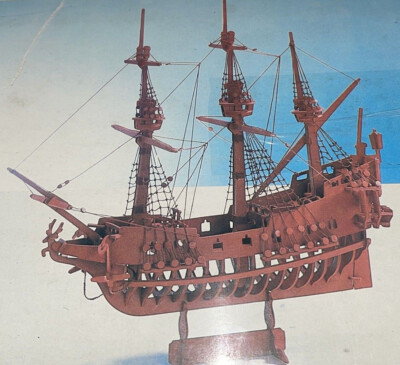 Golden Hind - 3 Mast Wooden Boat / Ship Model - English Galleon