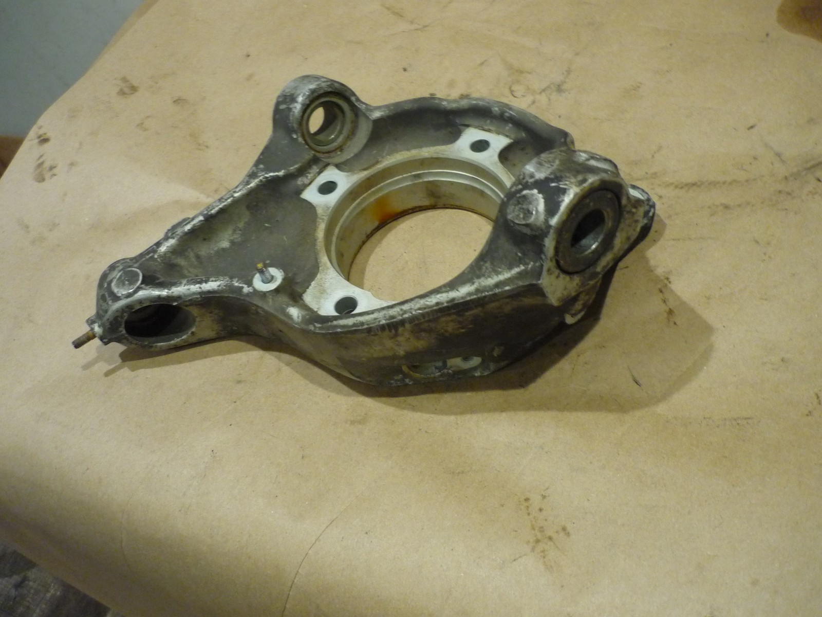 Ferrari 456 GT  - LH Front Steering Knuckle/Hub Holder  P/N 153209