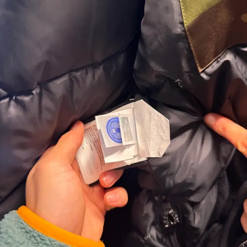 Canada Goose Camo Puffer Jacket - Lightly Used thumbnail 2