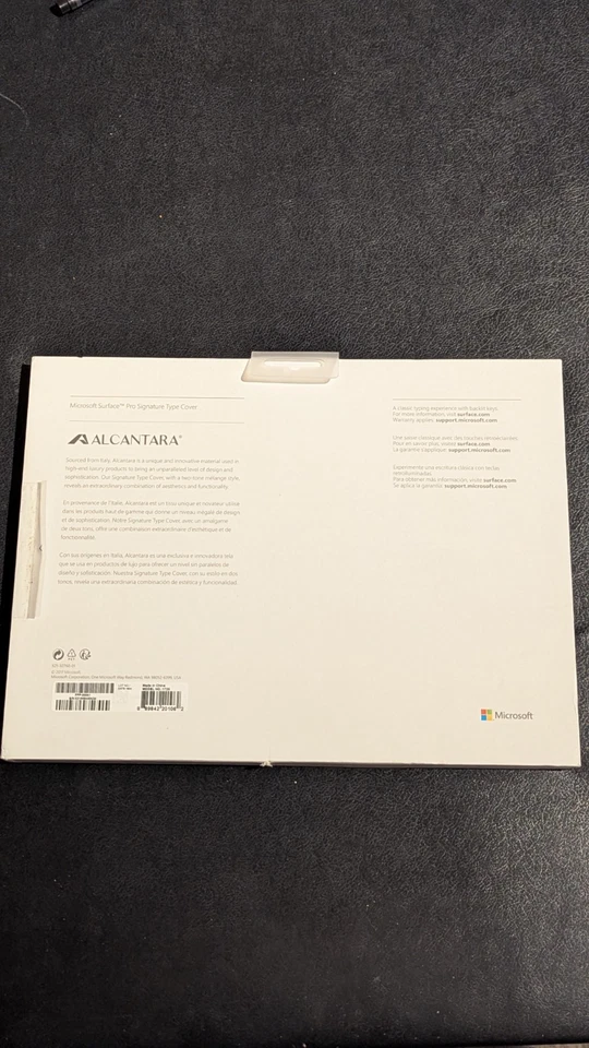 TOTALMENTE NUEVO Microsoft Surface Pro Alcantara Signature Type Cubierta Modelo 1725  Foto 3 de 4