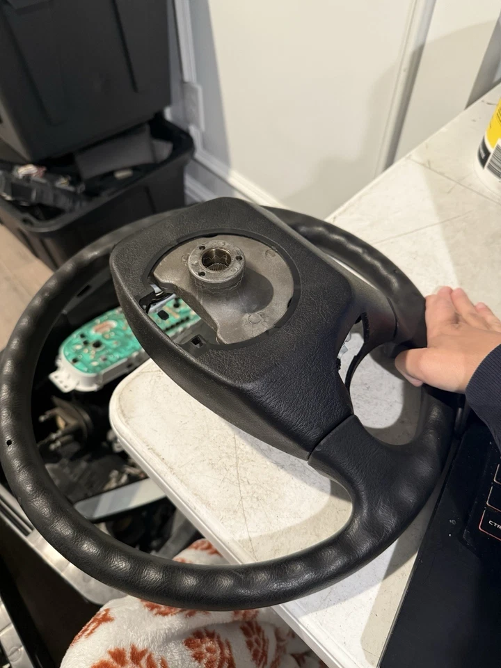 Hyundai Elantra 2003 volante usado negro Foto 3 de 4